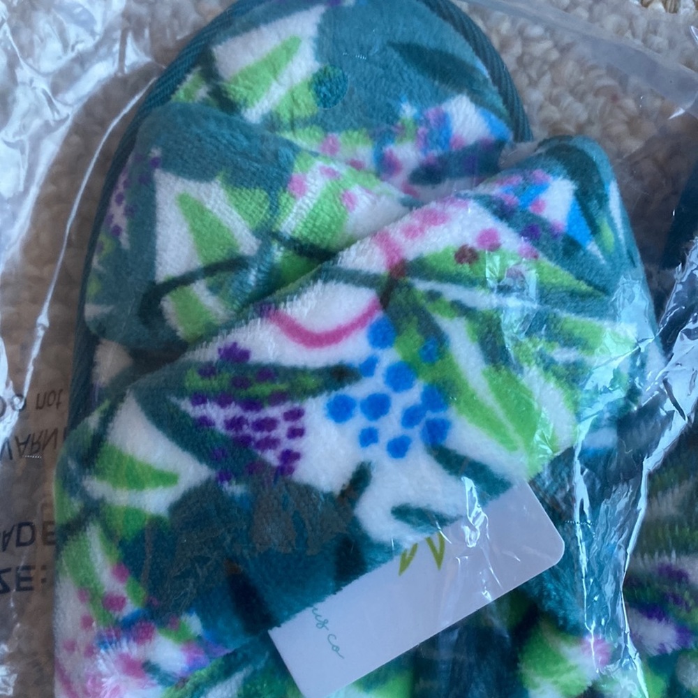 Spa Slippers - Picture 5 of 5